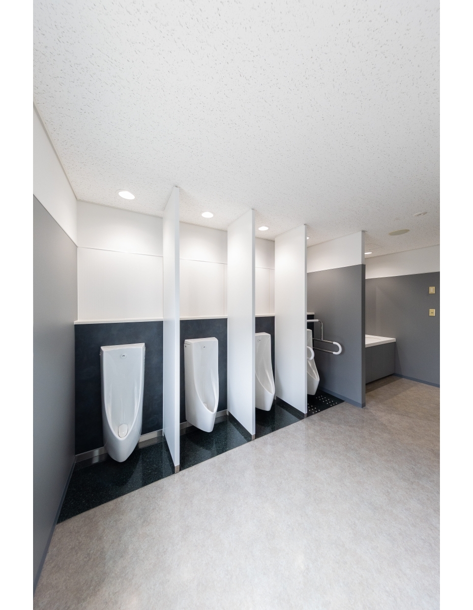 京都・某高校様トイレ 写真3