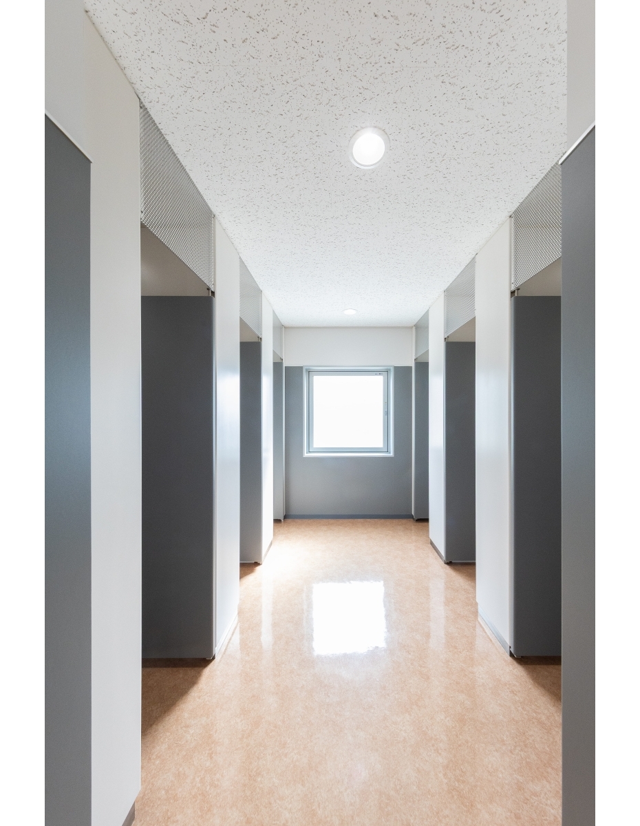 京都市嵐山観光駐車場トイレ　光触媒抗ウイルスコーティング 写真7