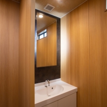 京都・某大学様新築トイレ サムネイル2