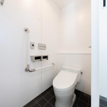 京都・某大学様新築トイレ サムネイル2