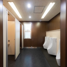 京都市嵐山観光駐車場トイレ　光触媒抗ウイルスコーティング サムネイル5